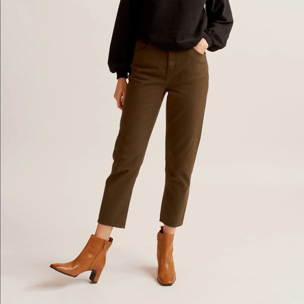 Kotn High Waist Tapered Trouser in Khaki Green NWT